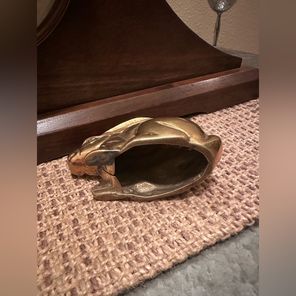 Vintage Brass Grumpy Rabbit Figurine 🐰✨ - Picture 4 of 7